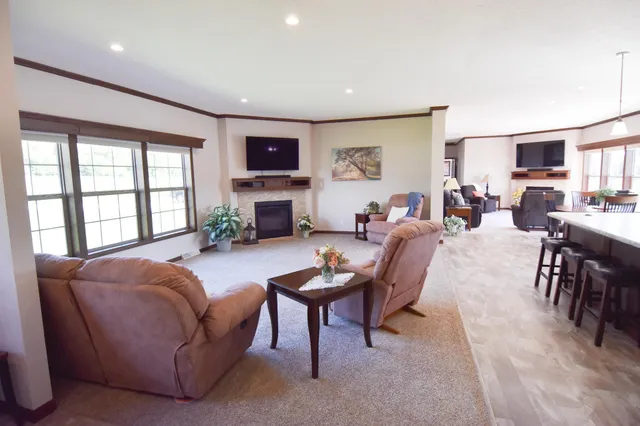 $799,950 | 39949 Sunset Shores Road Southeast, Mentor, MN 56736