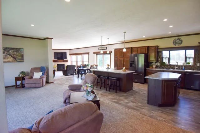 $799,950 | 39949 Sunset Shores Road Southeast, Mentor, MN 56736