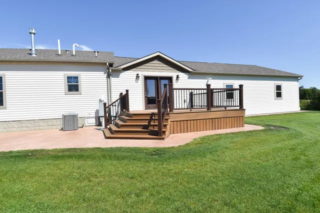 $799,950 | 39949 Sunset Shores Road Southeast, Mentor, MN 56736