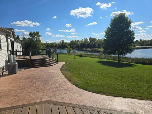 $799,950 | 39949 Sunset Shores Road Southeast, Mentor, MN 56736