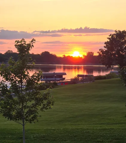 $799,950 | 39949 Sunset Shores Road Southeast, Mentor, MN 56736