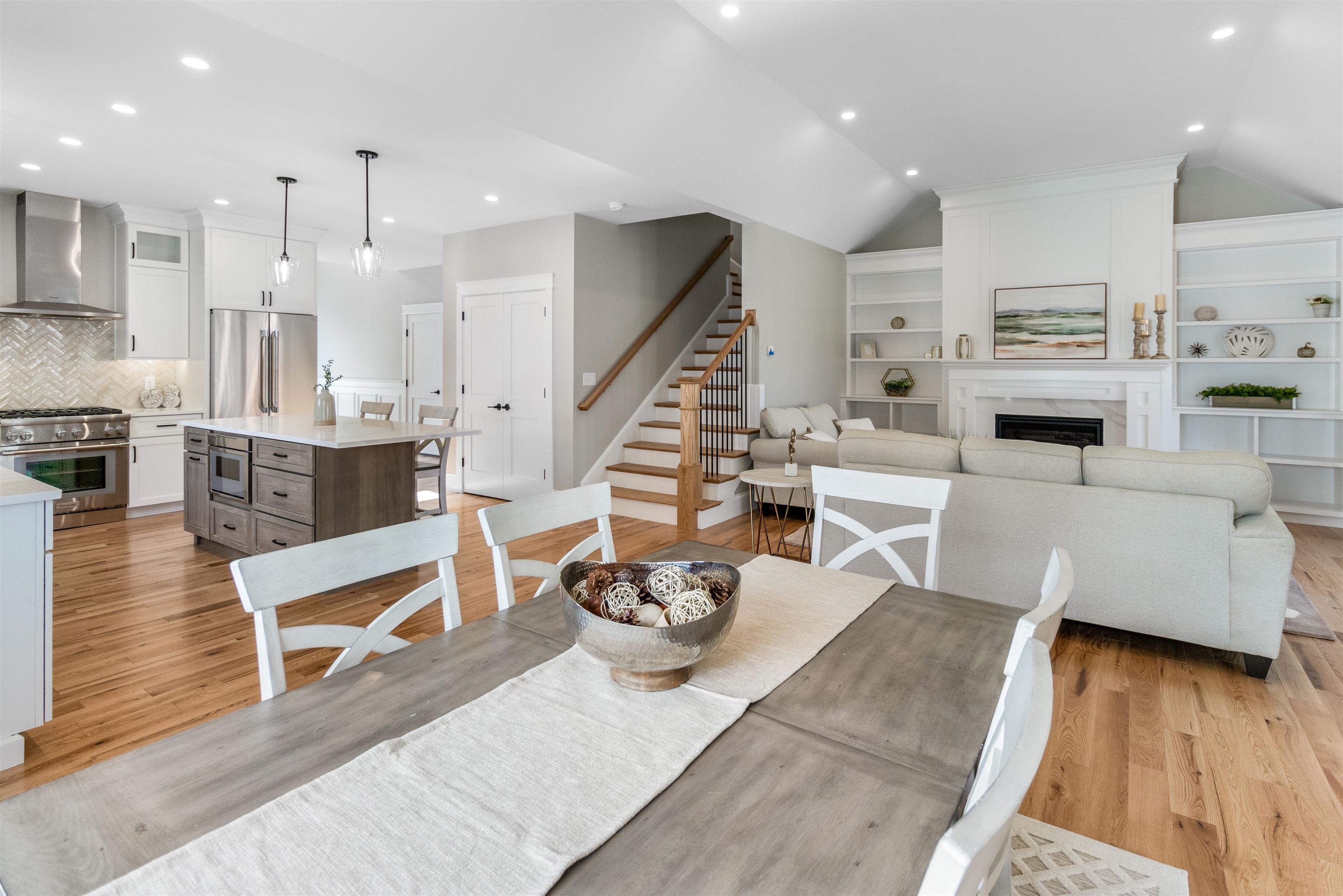 16 Little River Road, Unit 1 Exeter, NH 03833 - Photo 12 of 33