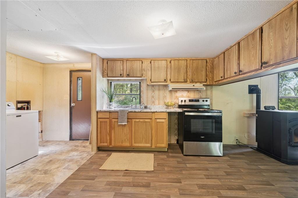 154 Thompson Road Torrance, PA 15779 - Photo 11 of 29