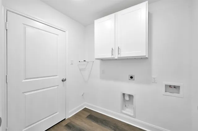 a view of a big yard with lots of green space