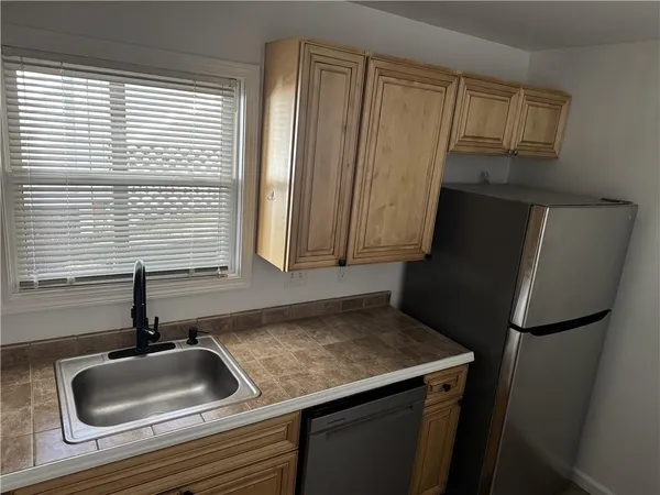 $2,850 | 8940 Bay Drive, Gainesville, GA 30506