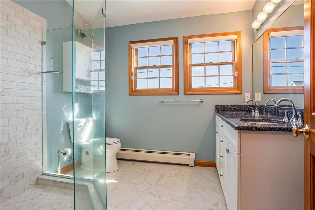 282 Prospect Road South Kingstown, RI 02879 - Photo 17 of 30 Master bath.