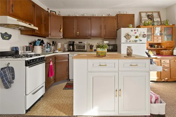 $249,900 | 8451 Bay Street, Sodus, NY 14555