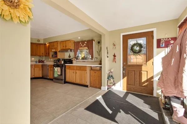 $249,900 | 8451 Bay Street, Sodus, NY 14555