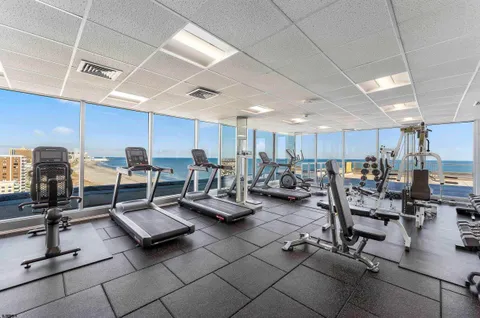 $524,900 | 4800 Boardwalk, Unit 604, Ventnor City, NJ 08406