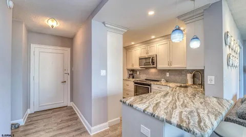 $524,900 | 4800 Boardwalk, Unit 604, Ventnor City, NJ 08406