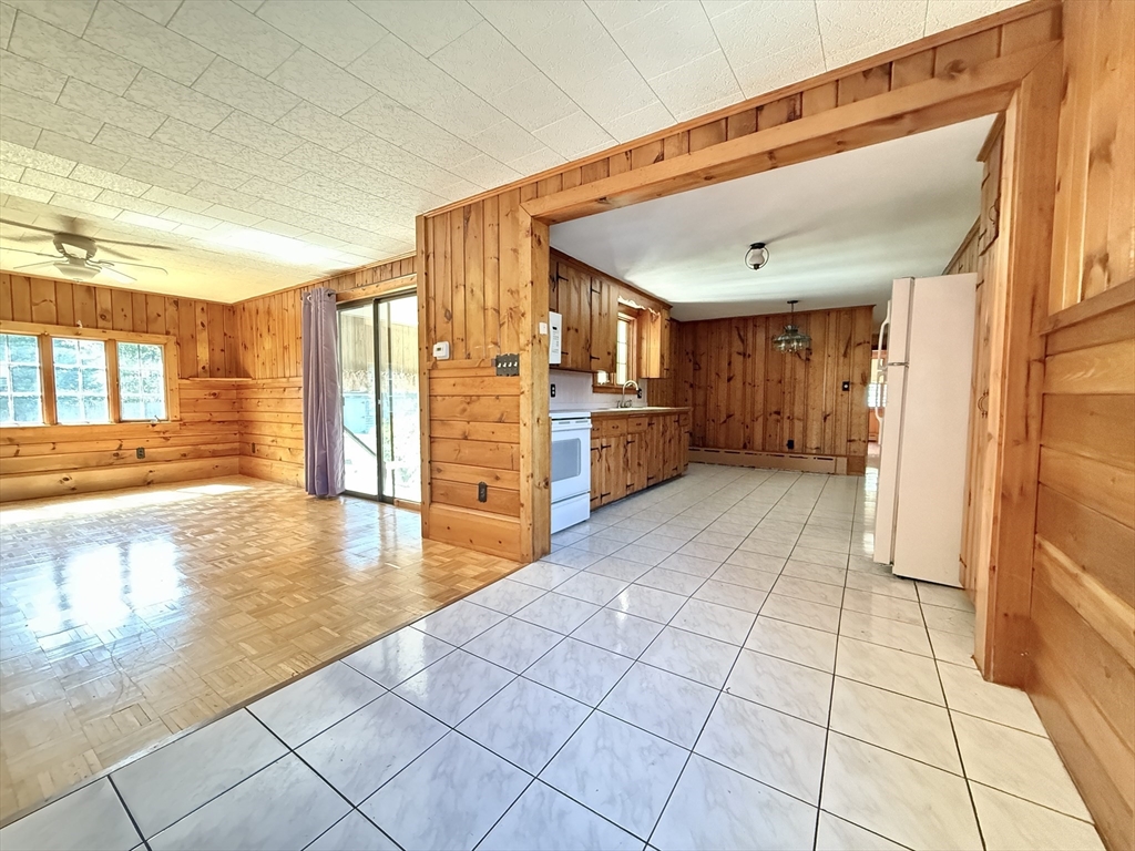 94 Nyes Lane Acushnet, MA 02743 - Photo 15 of 36