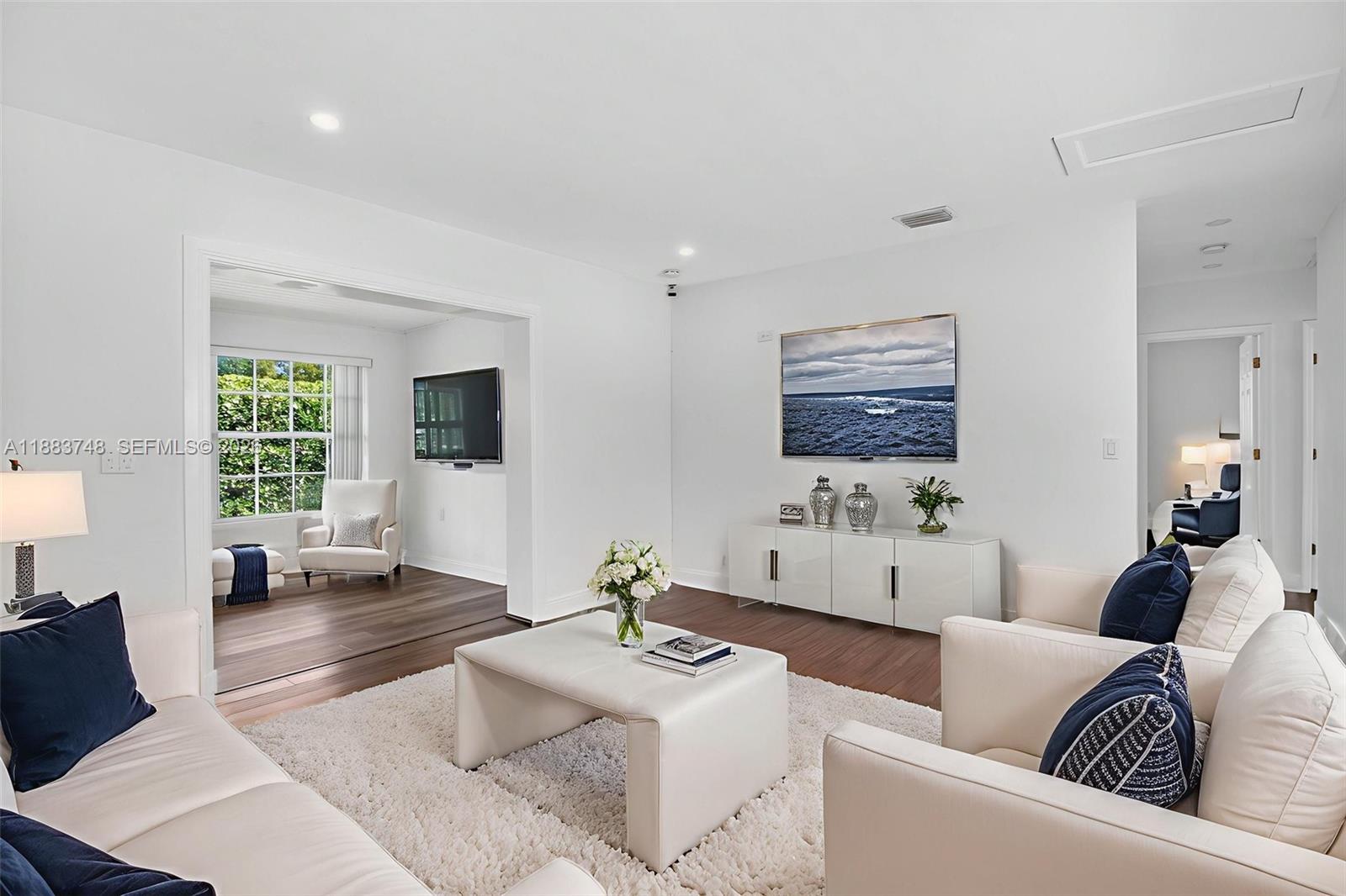 8371 Southwest 32nd Terrace Miami, FL 33155 - Photo 12 of 48 Virtually staged