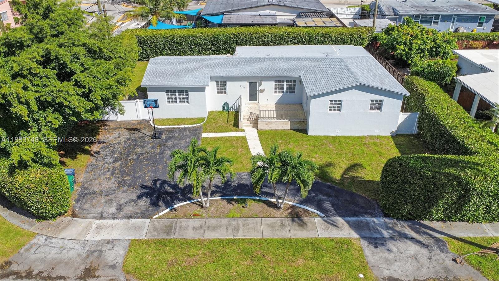 8371 Southwest 32nd Terrace Miami, FL 33155 - Photo 38 of 48