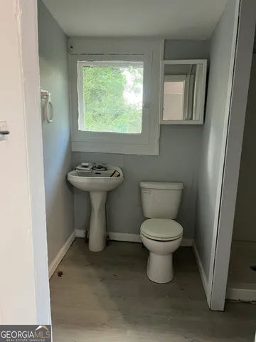 $1,299 | 92 Woodlawn Avenue, Unit C, Winder, GA 30680