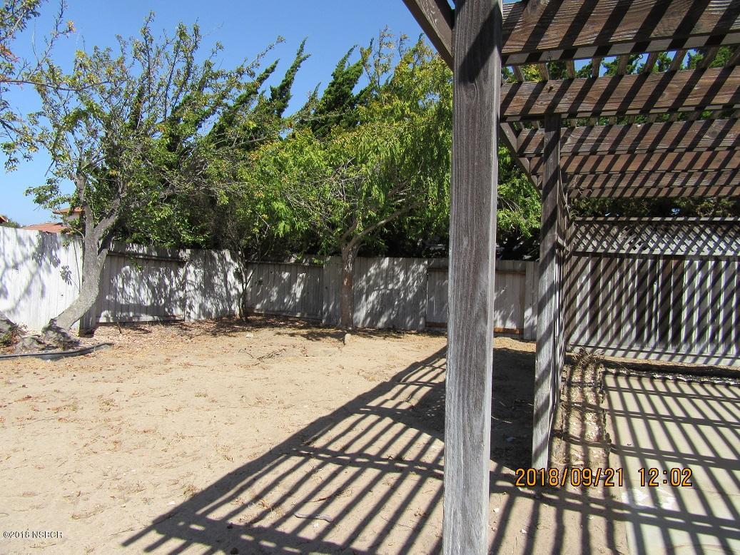 4376 Rigel Avenue Lompoc, CA 93436 - Photo 19 of 20 a view of a backyard