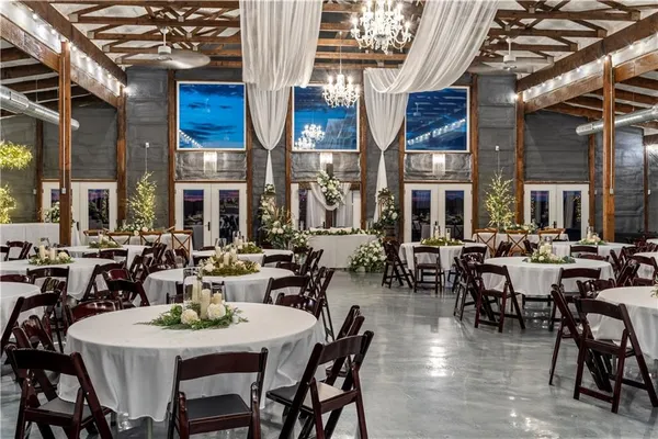 $1,358,500 | 2109 Northwest County Road 2501, Butler, MO 64730