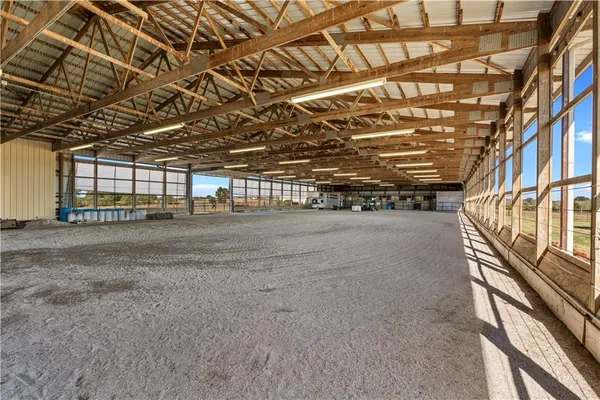 $1,358,500 | 2109 Northwest County Road 2501, Butler, MO 64730