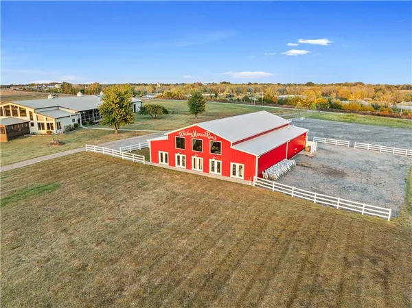 $1,358,500 | 2109 Northwest County Road 2501, Butler, MO 64730