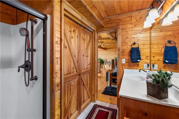 $1,358,500 | 2109 Northwest County Road 2501, Butler, MO 64730