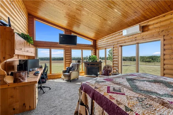 $1,358,500 | 2109 Northwest County Road 2501, Butler, MO 64730