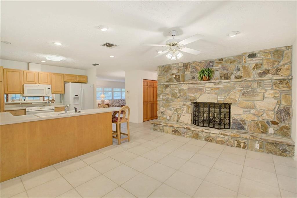 1624 Northwest Britt Road Stuart, FL 34994 - Photo 10 of 41 Gallery Image 10
