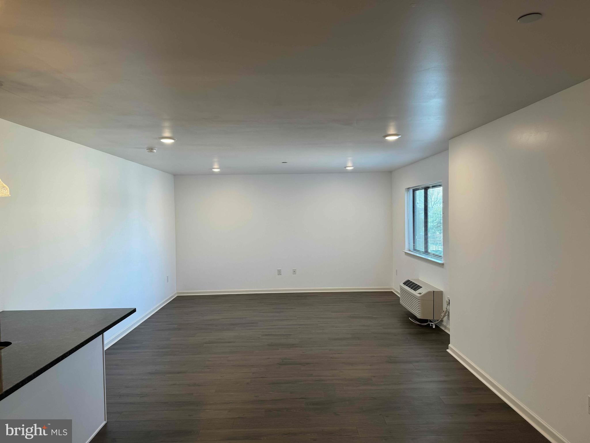 6618 Ridge Avenue, Unit 406 Philadelphia, PA 19128 - Photo 3 of 9