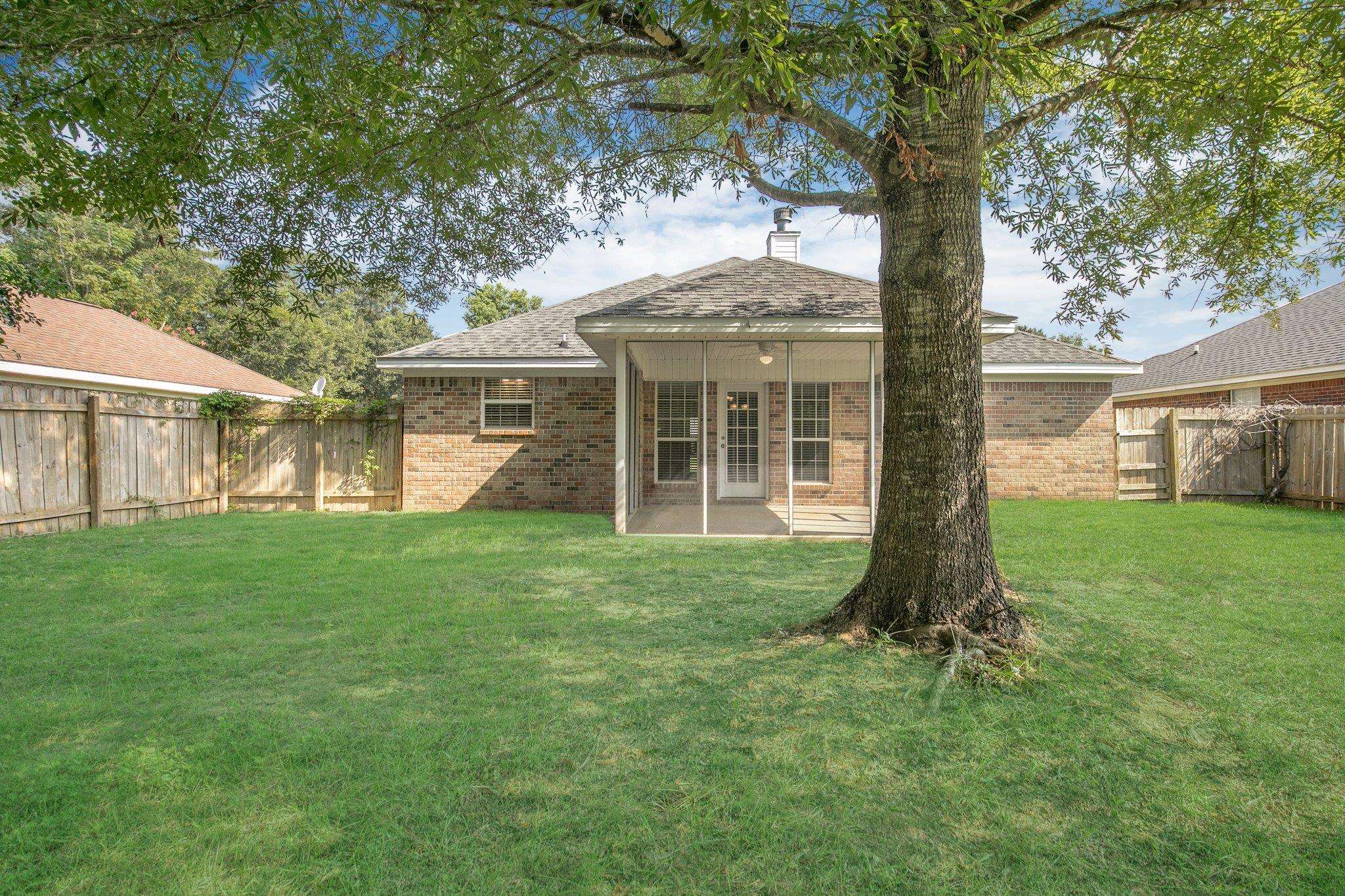 8176 Edgewood Drive Daphne, AL 36526 - Photo 34 of 40
