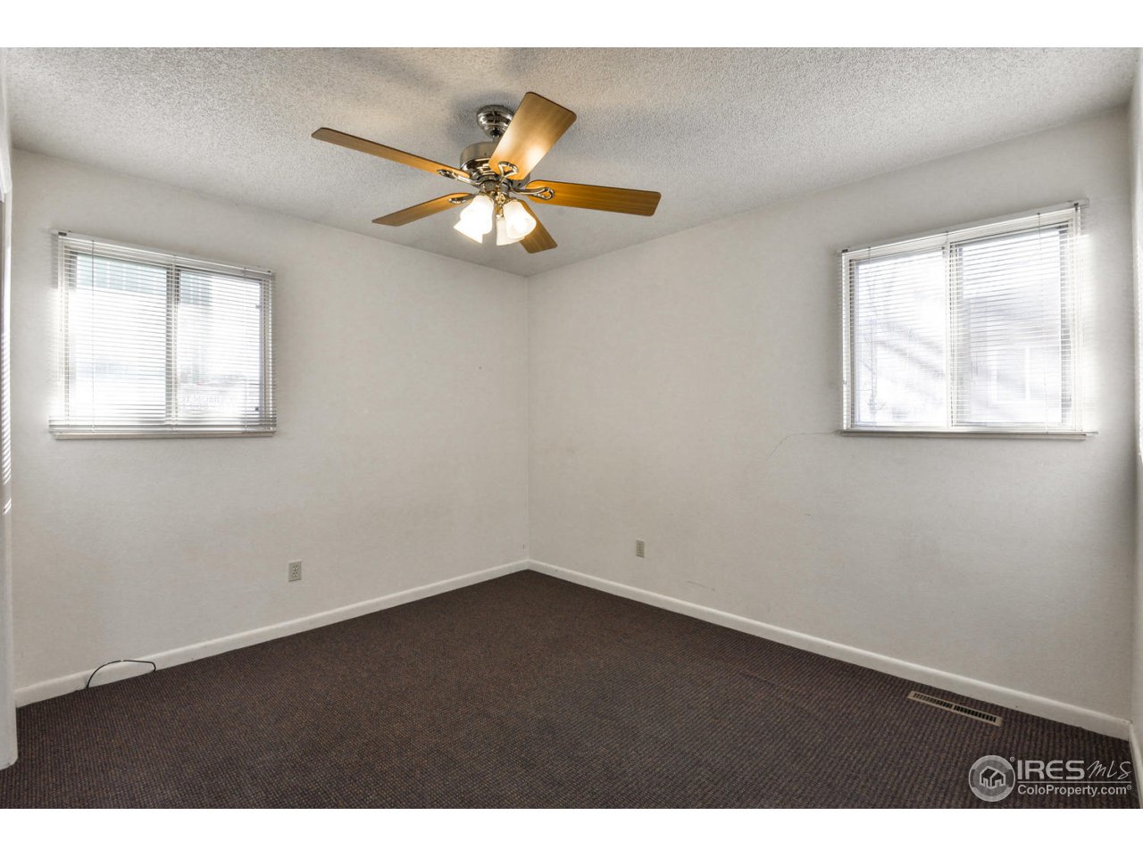 421-423 East Swallow Road Fort Collins, CO 80525 - Photo 15 of 29 Gallery Image 15