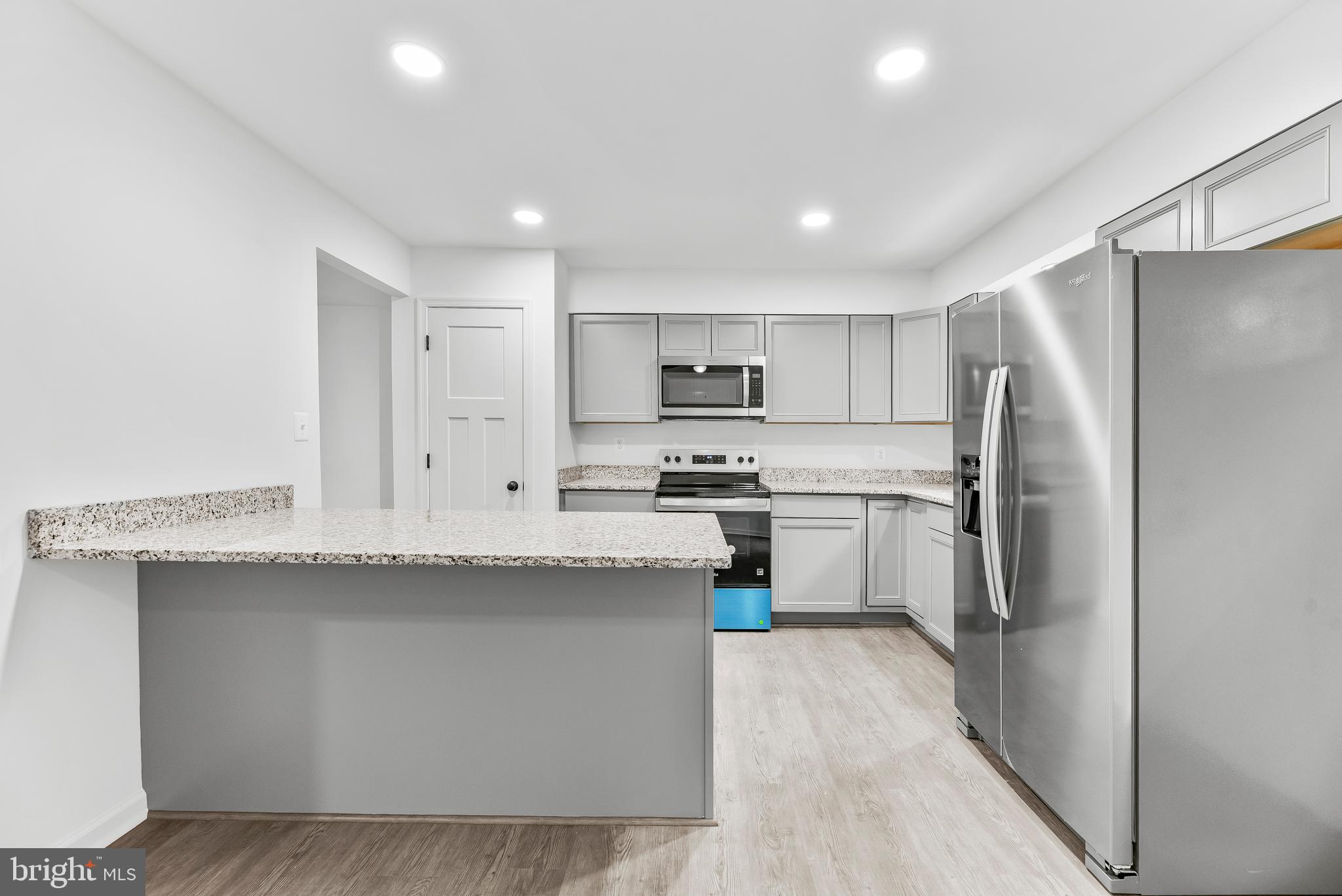 23888 Hollywood Road Hollywood, MD 20636 - Photo 13 of 25 Peninsula island is great for casual chats.