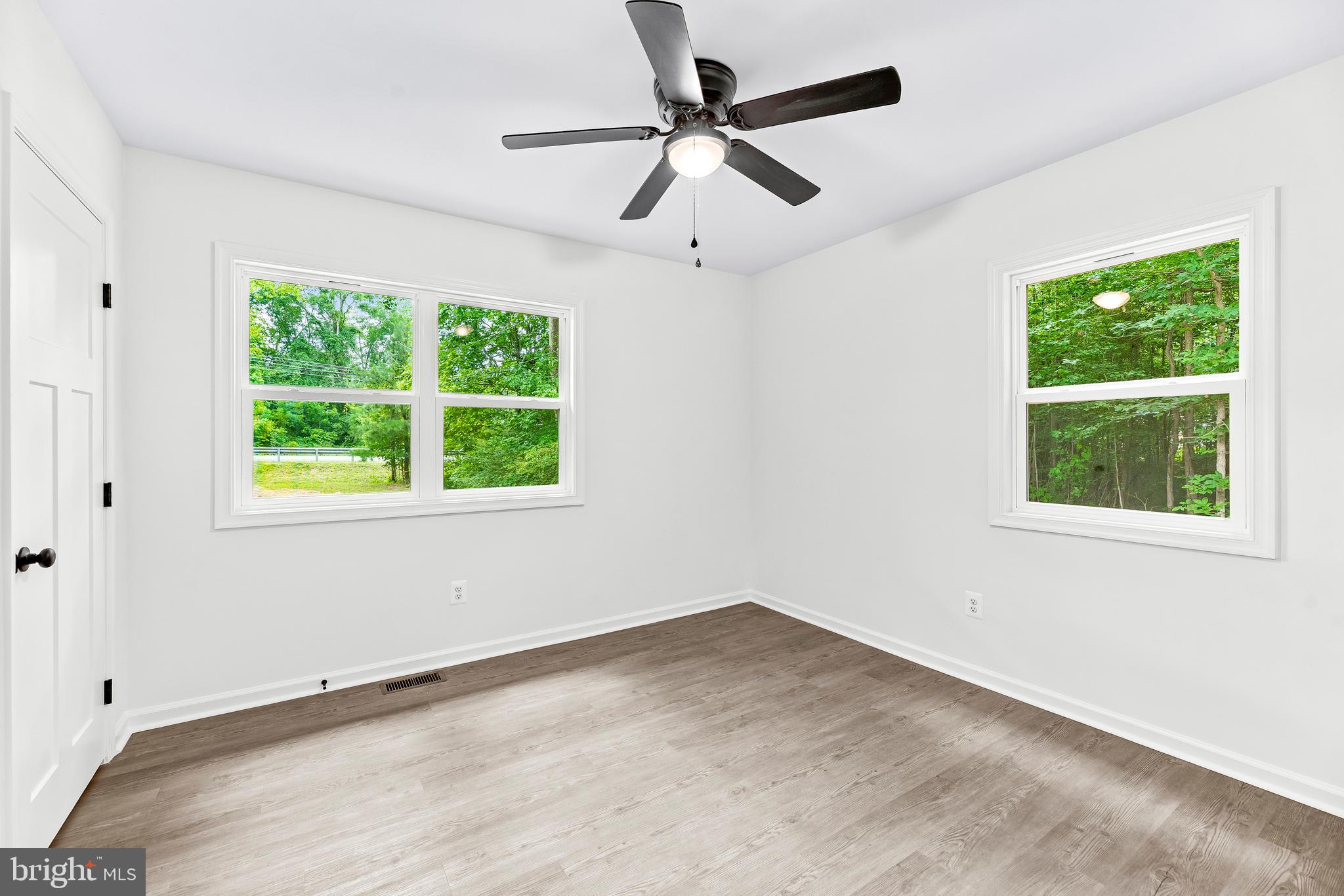 23888 Hollywood Road Hollywood, MD 20636 - Photo 23 of 25 Third bedroom offers more space and great views.