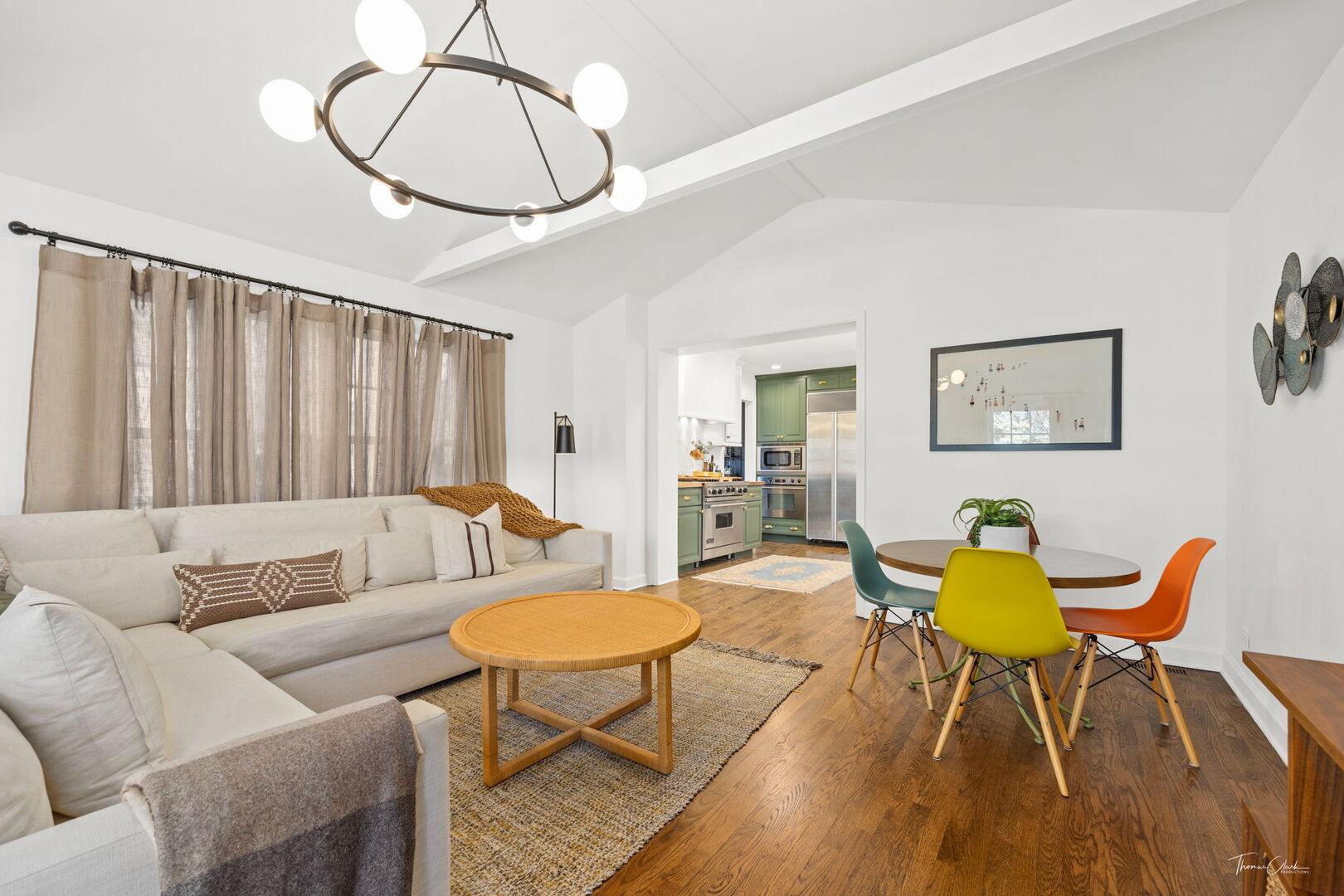 323 Bartram Road Riverside, IL 60546 - Photo 15 of 54