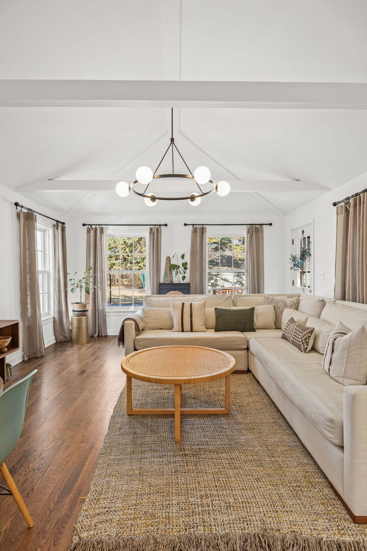 323 Bartram Road Riverside, IL 60546 - Photo 16 of 54