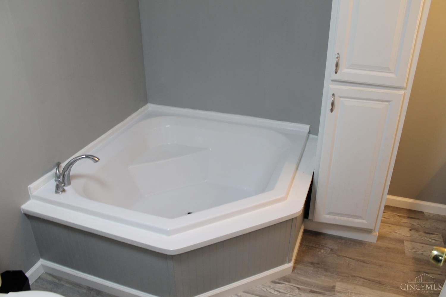 1727 Reeder Road Blanchester, OH 45107 - Photo 23 of 73 Gallery Image 23