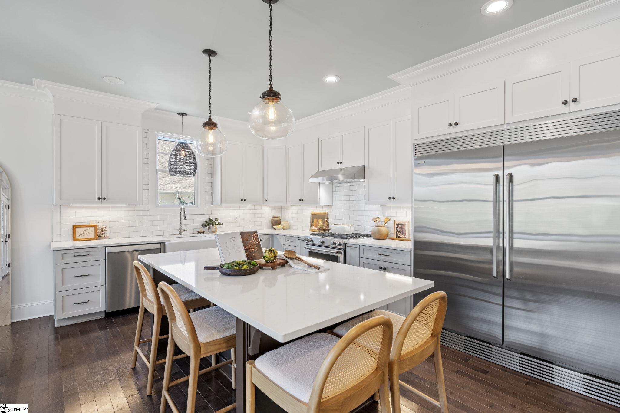 425 East Faris Road Greenville, SC 29605 - Photo 8 of 31