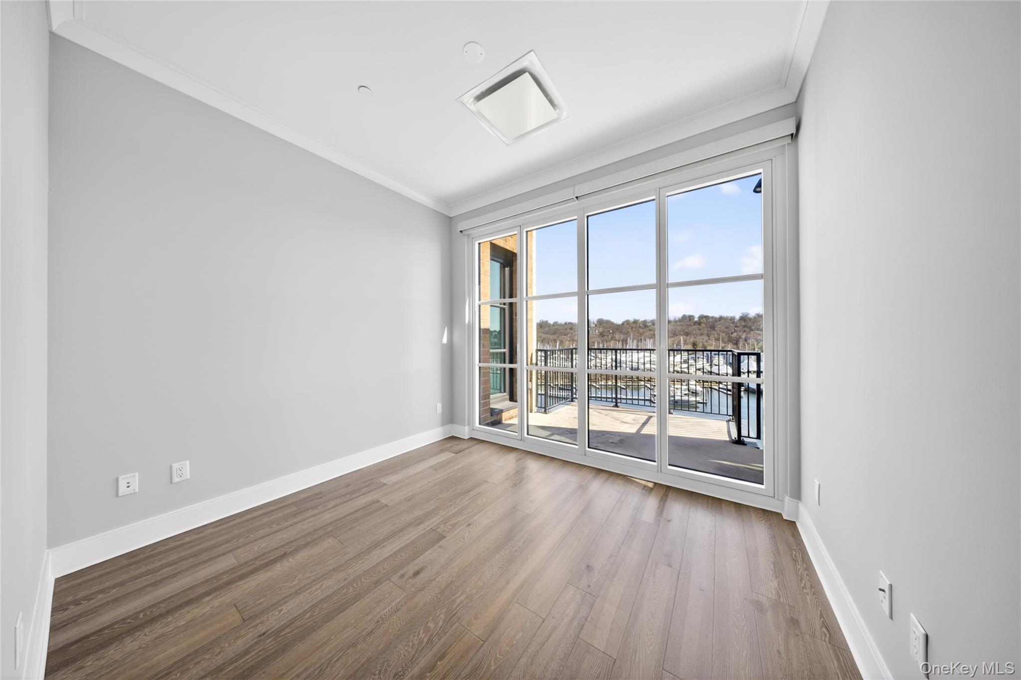 100 Garvies Point Road, Unit 1304 Glen Cove, NY 11542 - Photo 22 of 48