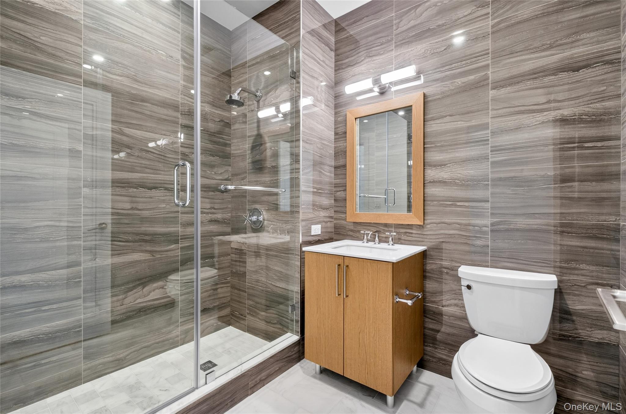 100 Garvies Point Road, Unit 1304 Glen Cove, NY 11542 - Photo 25 of 48