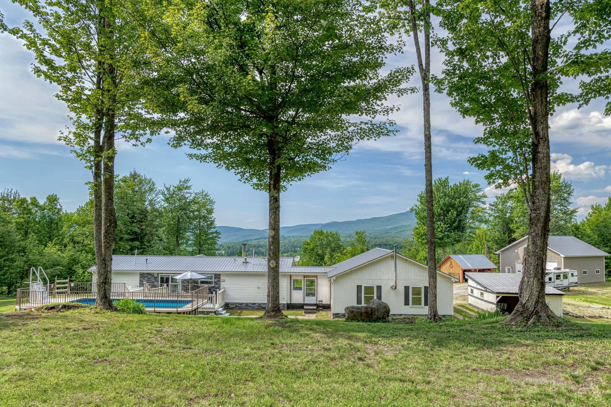 475 Cooper Hill Road Eden, VT 05653 - Photo 3 of 40