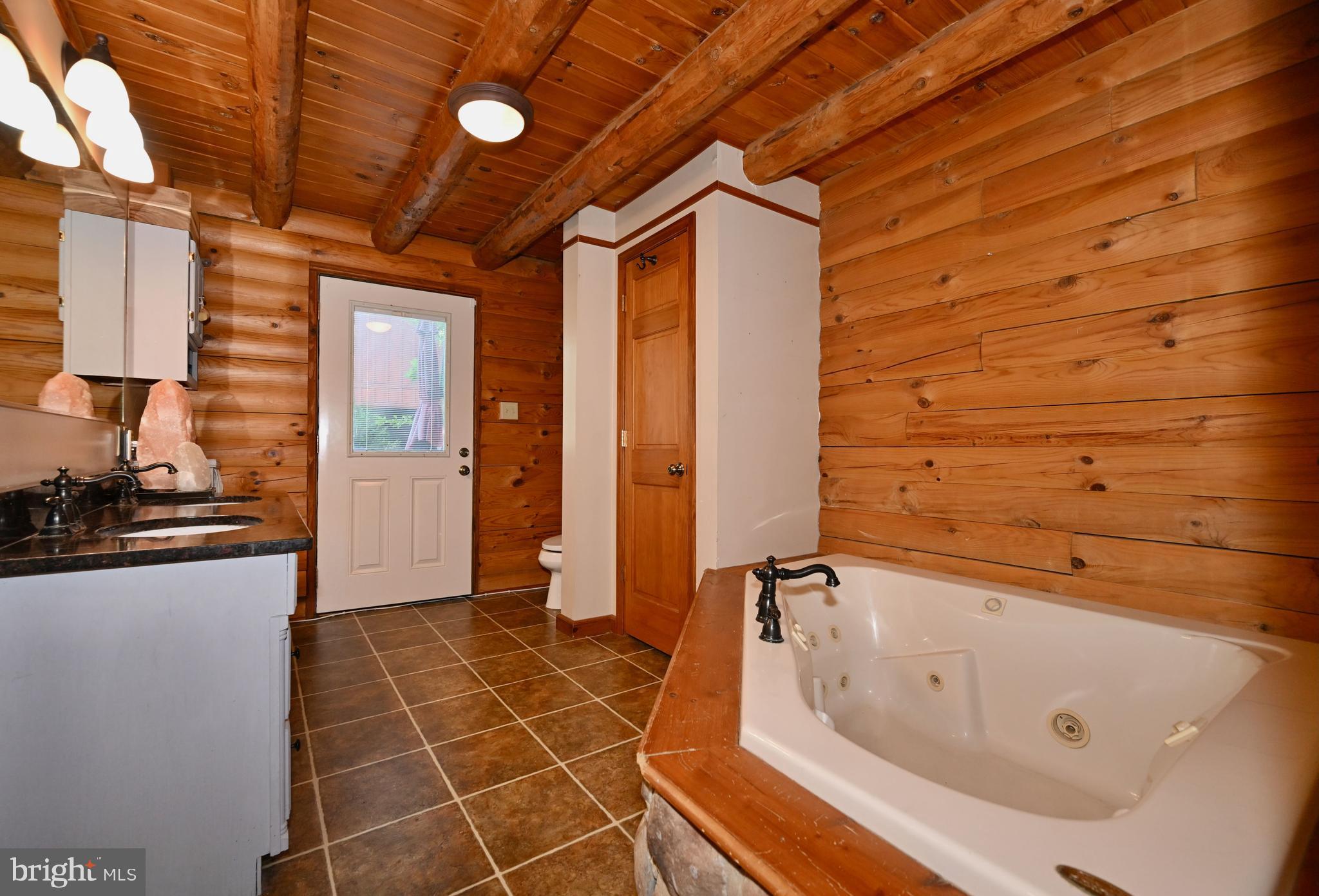 8051 Old Receiver Road Frederick, MD 21702 - Photo 21 of 54 Primary bathroom with huge whirlpool tub