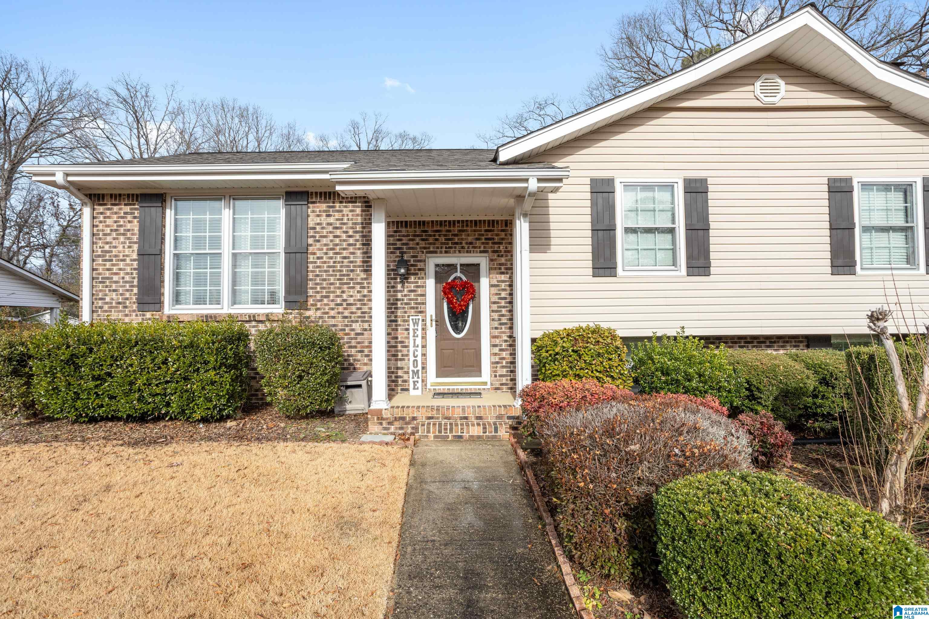 208 Kyle Court Gardendale, AL 35071 - Photo 2 of 54