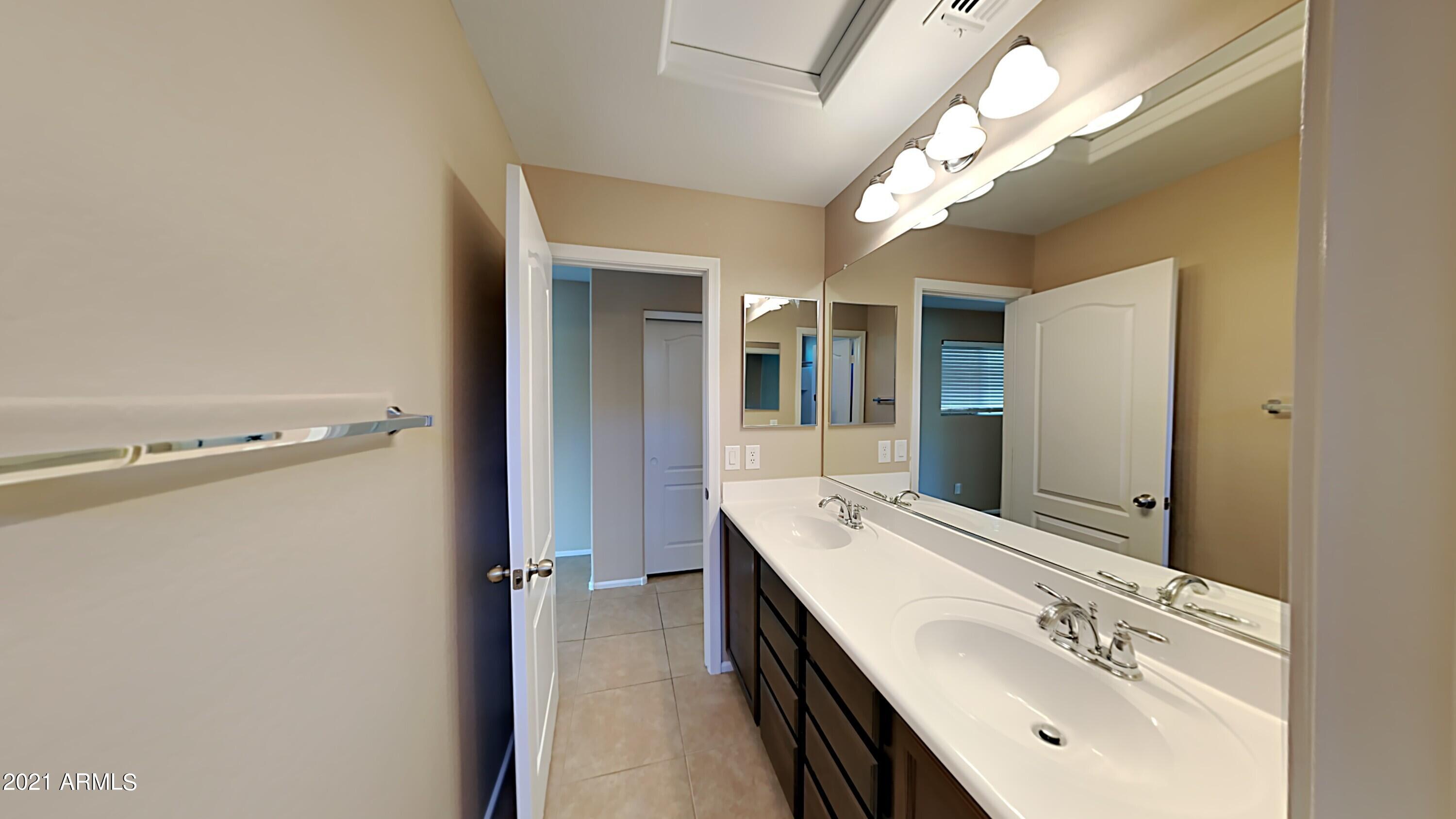 17820 West Charter Oak Road Surprise, AZ 85388 - Photo 14 of 17 13_Image_bIn3G4fKOP