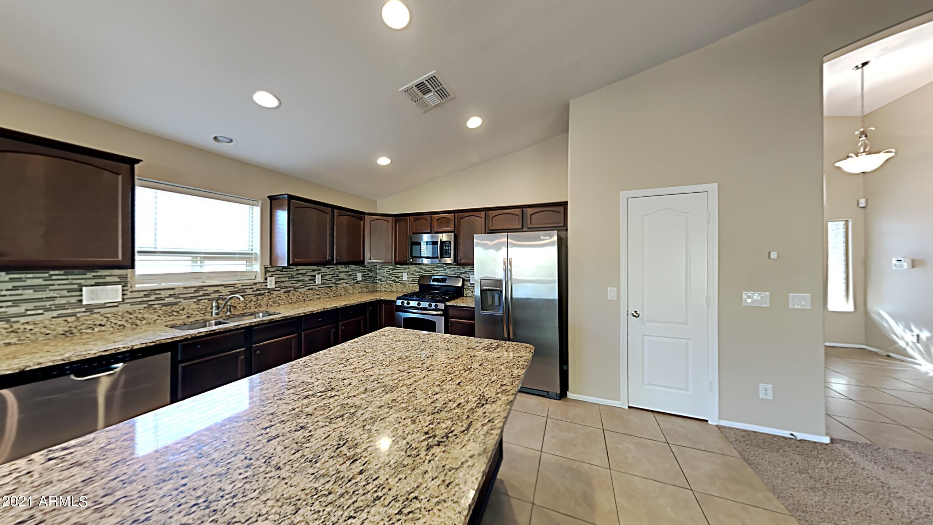 17820 West Charter Oak Road Surprise, AZ 85388 - Photo 5 of 17 4_Image_Q1mp6gStpD