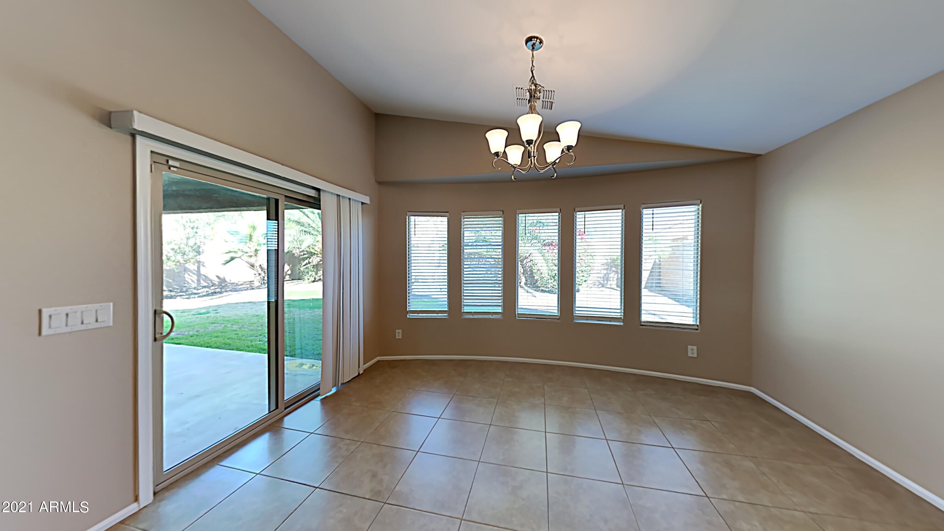 17820 West Charter Oak Road Surprise, AZ 85388 - Photo 6 of 17 5_Image_dfbR9JbTxv