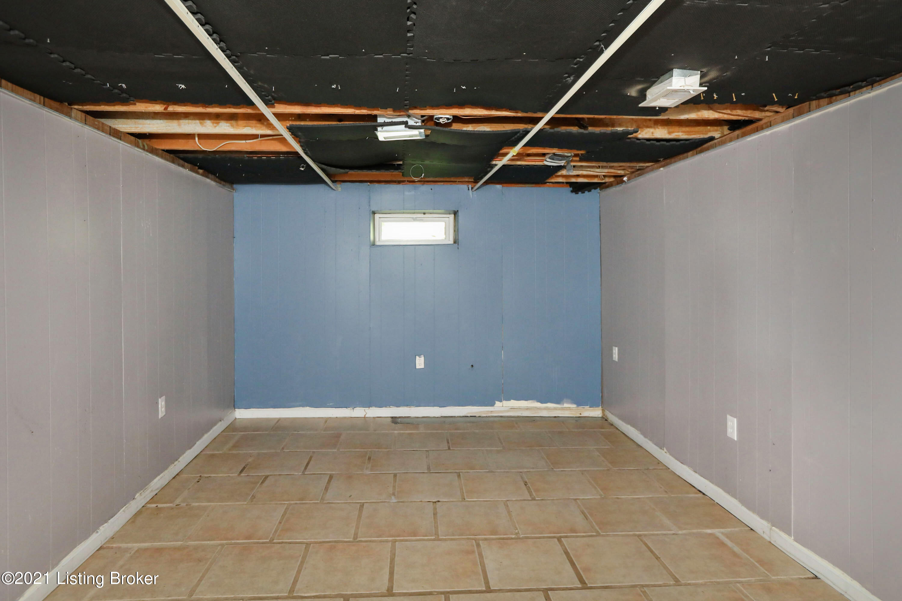 4510 Gaudet Road Jeffersontown, KY 40299 - Photo 28 of 33 029