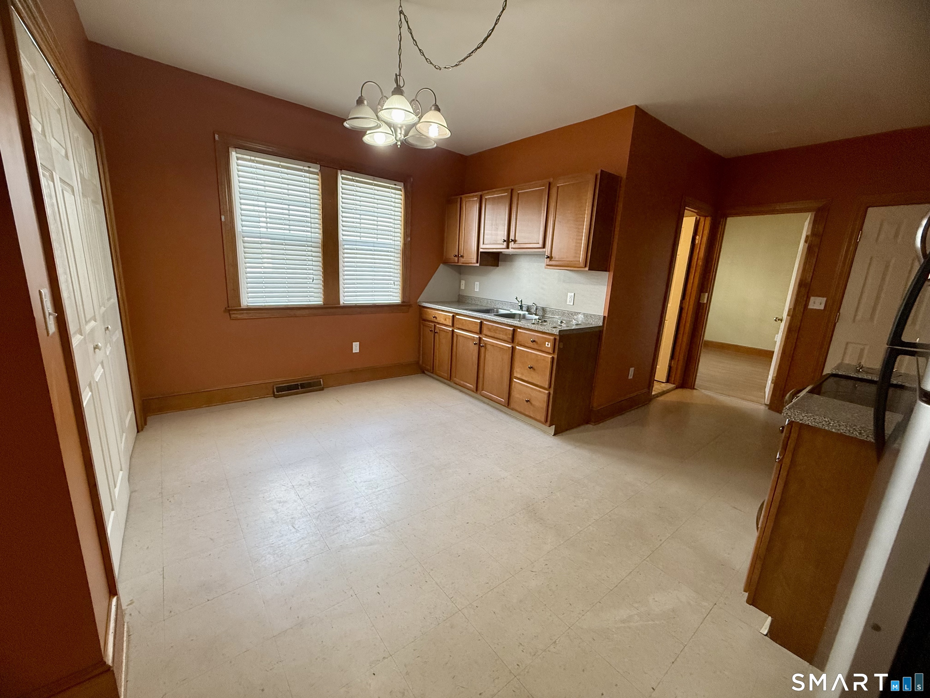 112 Belden Street, Unit 1W New Britain, CT 06051 - Photo 4 of 13