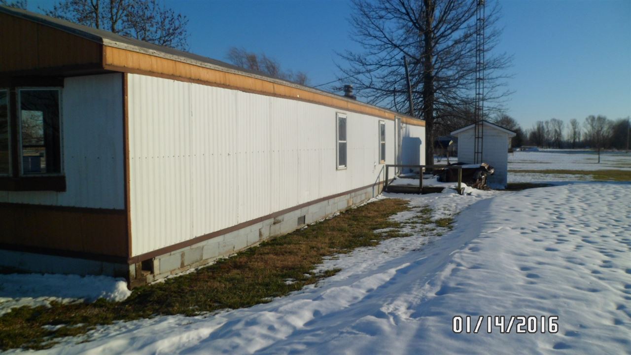 1914 South Como Road Portland, IN 47371 - Photo 2 of 27 Gallery Image 2