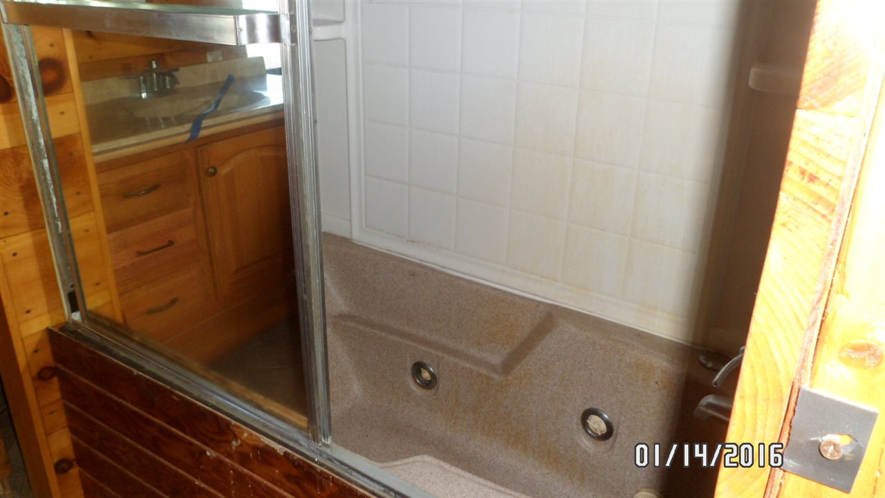 1914 South Como Road Portland, IN 47371 - Photo 18 of 27 Gallery Image 18