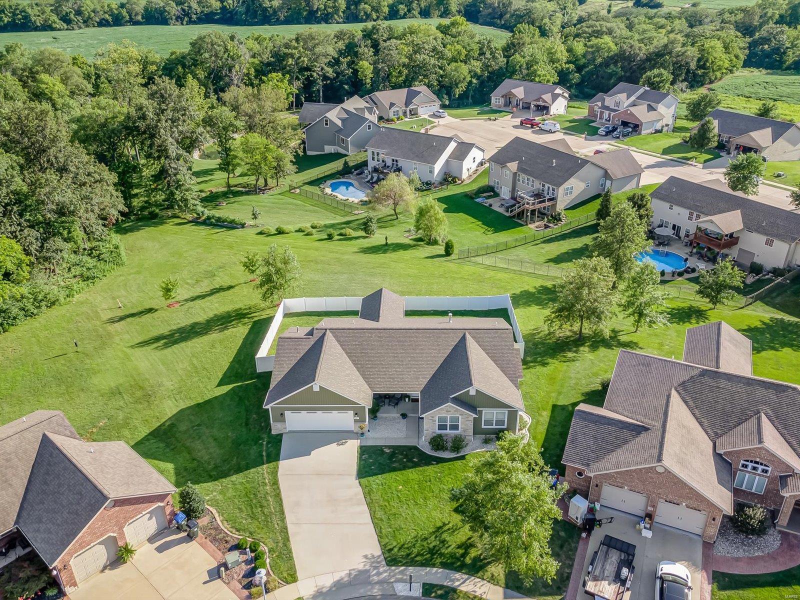 307 Independence Avenue Waterloo, IL 62298 - Photo 6 of 44