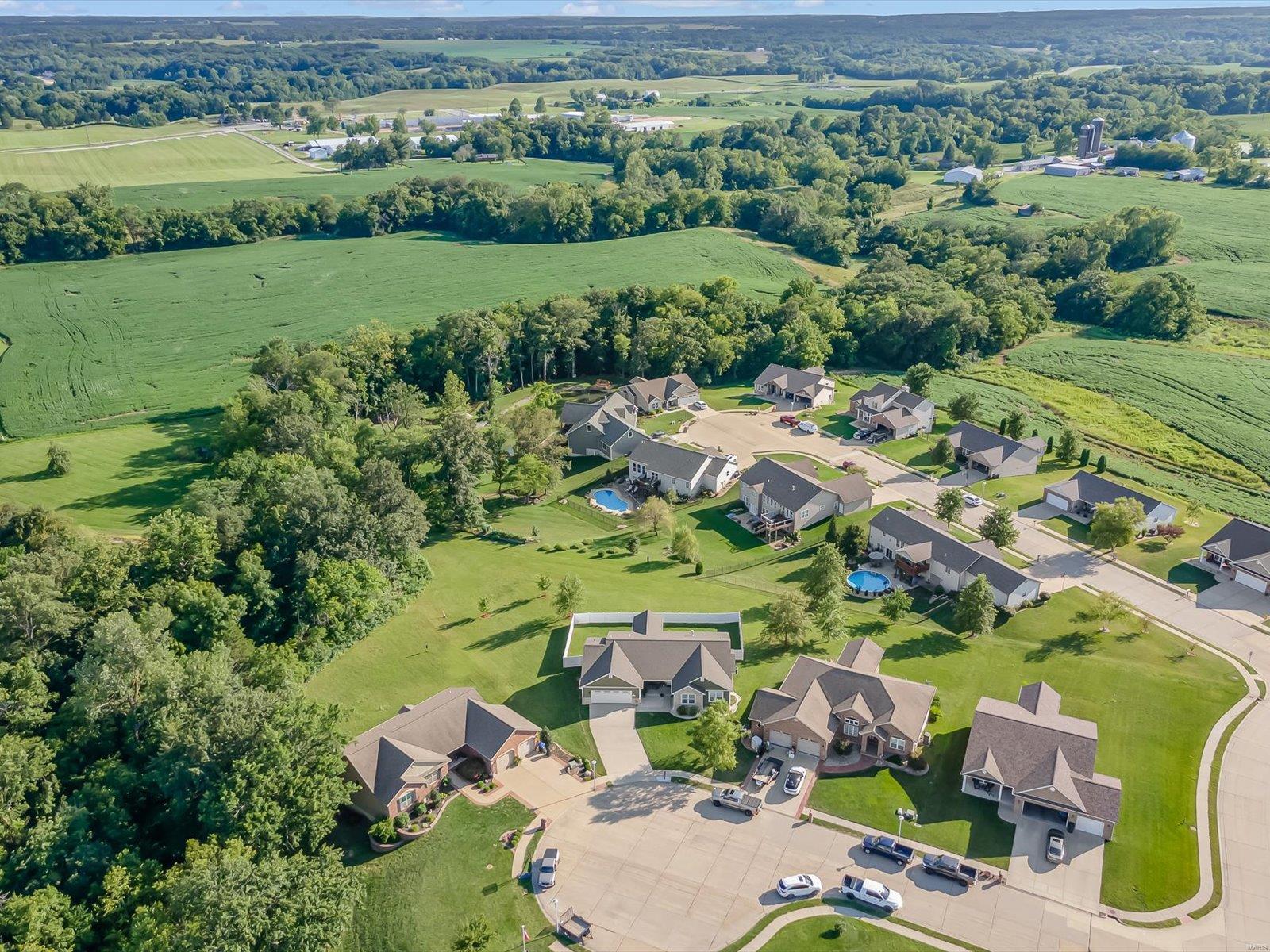 307 Independence Avenue Waterloo, IL 62298 - Photo 7 of 44