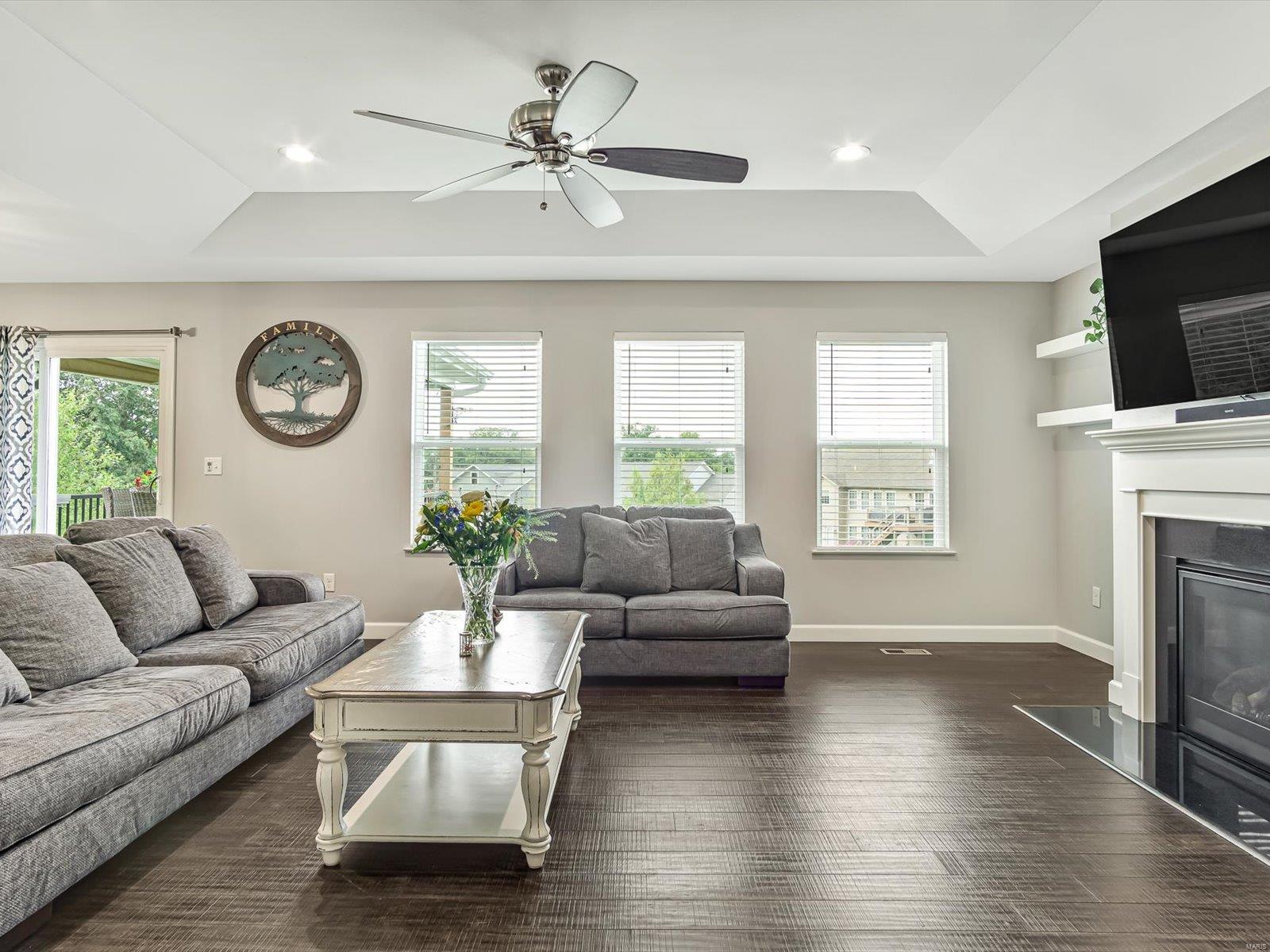 307 Independence Avenue Waterloo, IL 62298 - Photo 10 of 44