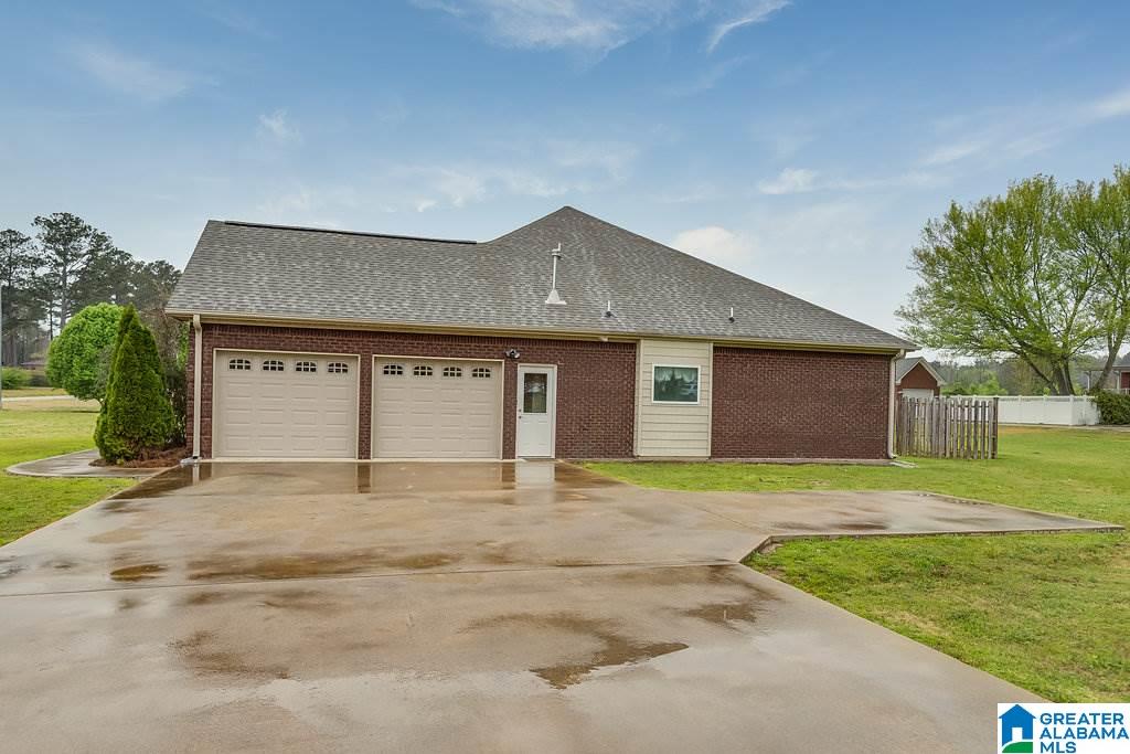 2835 Yellow Leaf Road Clanton, AL 35045 - Photo 7 of 45